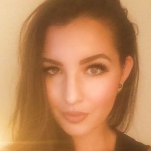 Meet your Posher, Alexandra